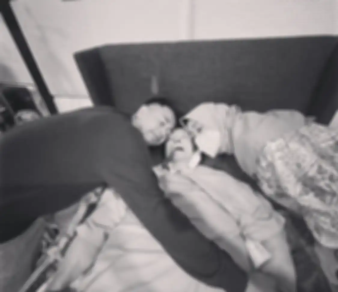 Inilah deretan foto rumah mwwah Mami Popon nenek Raffi Ahmad yang jarang terekspos. Ruang tamunya dipenuhi dekorasi ini.