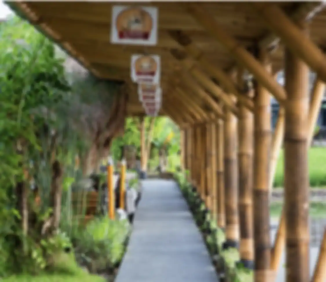 5 foto tempat wisata kuliner di Solo yang mudah dijangkau dari lokasi Muktamar ke-48 Muhammadiyah.