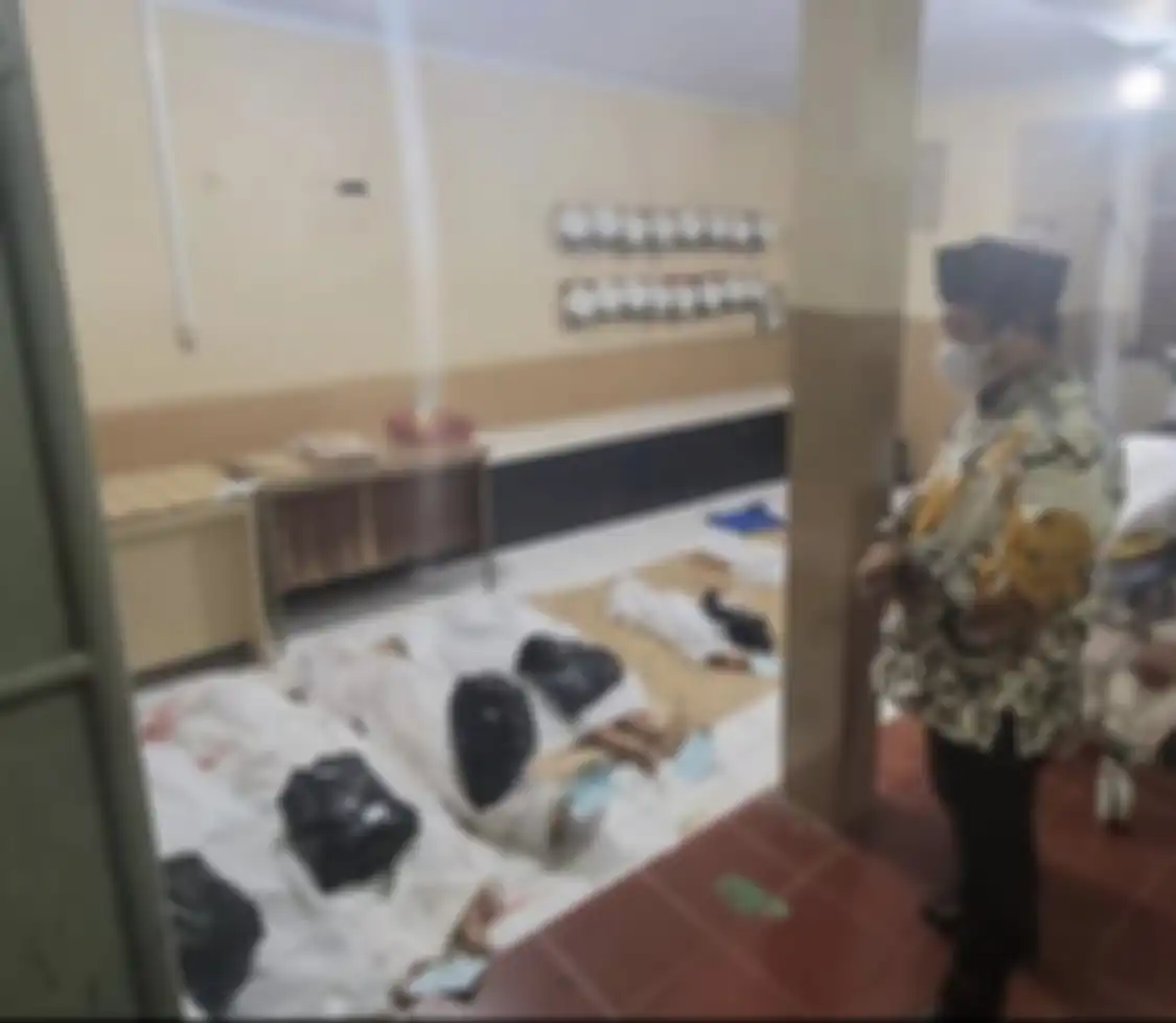 Sopir odong-odong sengaja lakukan ini sampai penumpangnya ikut lengah. Pantas odong-odong langsung disambar kereta di Serang.