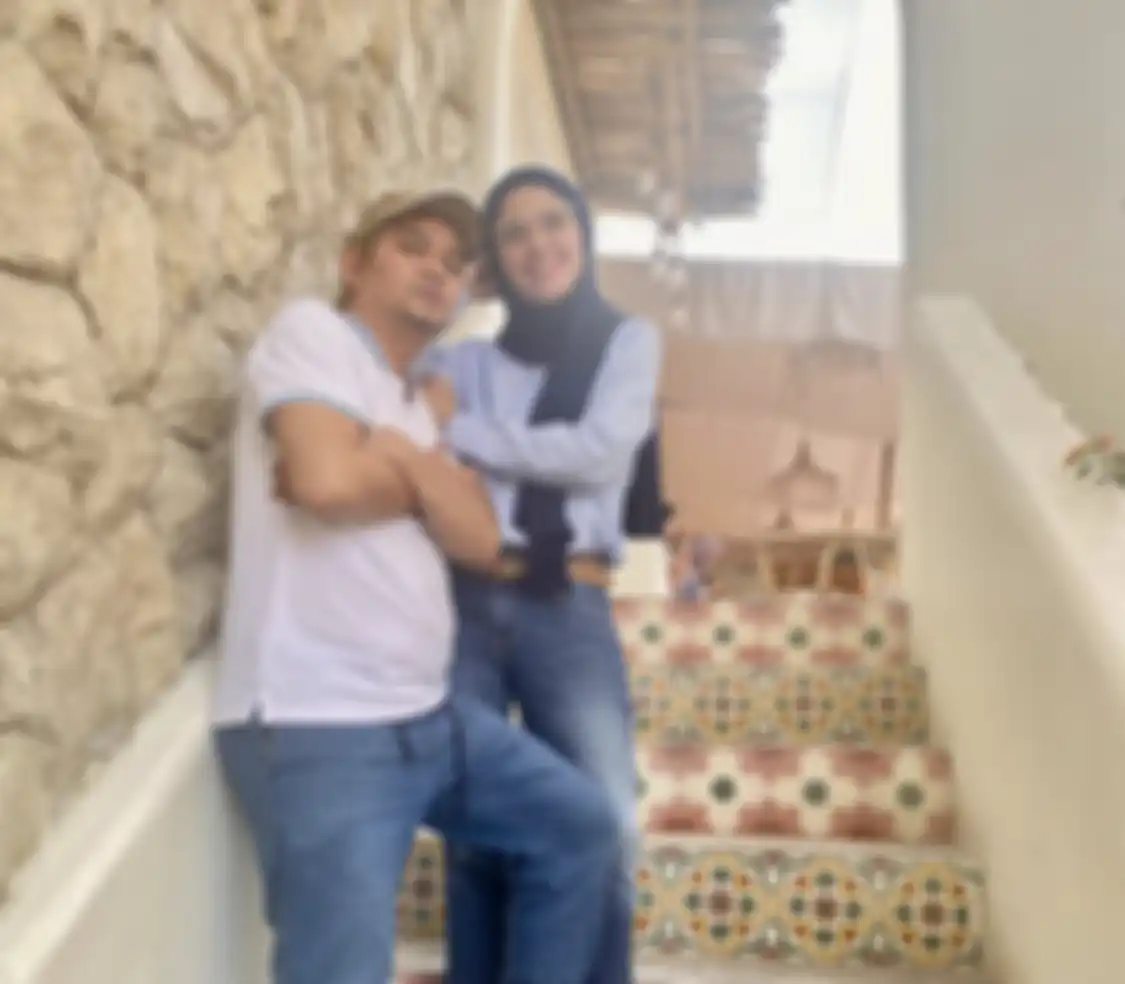Alasan Indra Bekti buru-buru nikahi Aldilla Jelita sampai bikin Aurel Hermansyah baper. Foto kondisi sang presenter bikin mewek. 