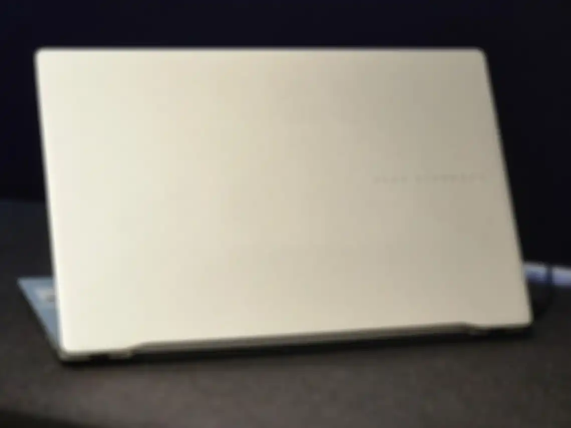 ASUS akan segera memperkenalkan vivobook S 15 OLED di Indonesia yang menggunakan chipset Snapdragon X Elite