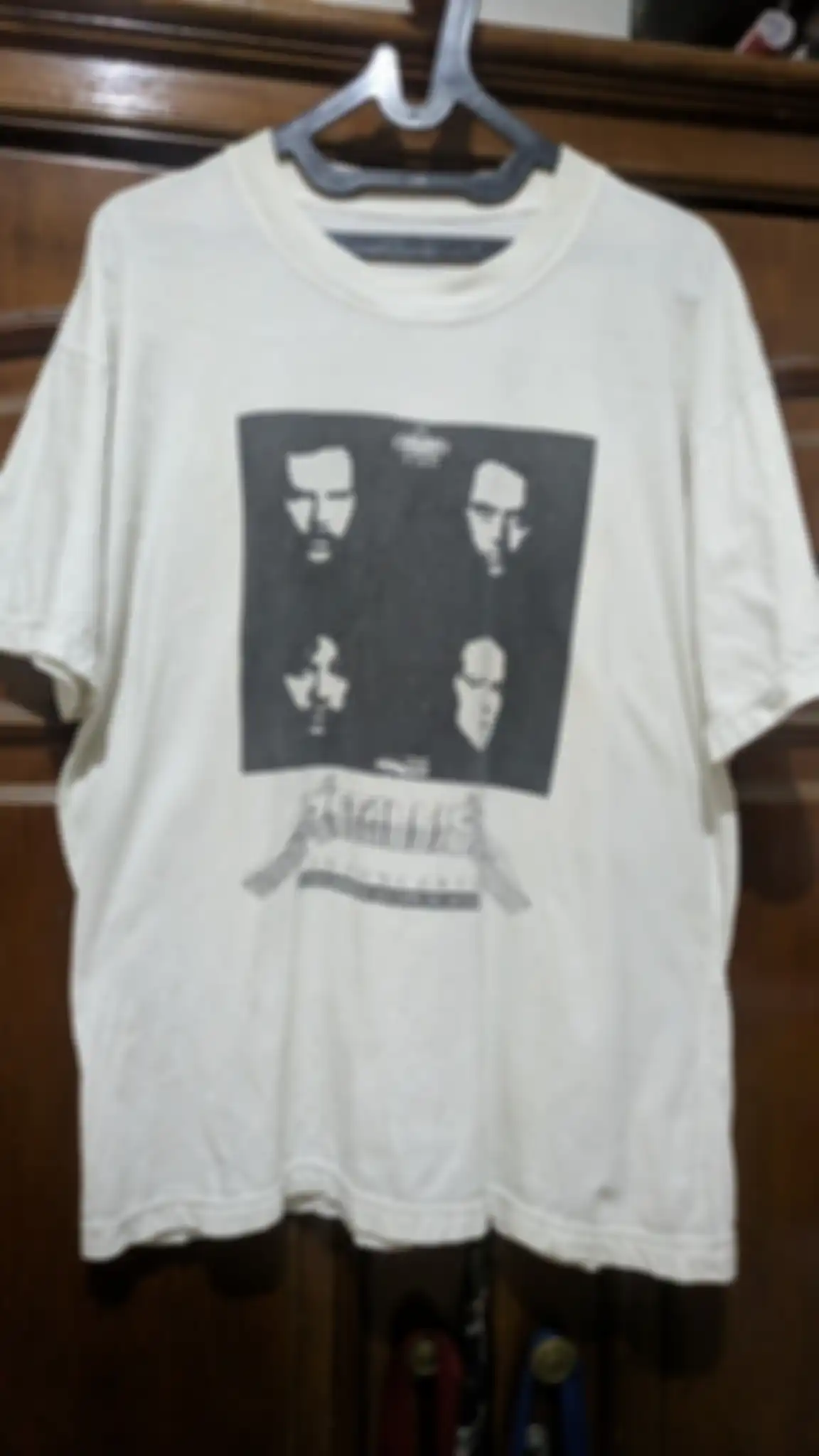 Kaos panitia konser Metallica 1993.