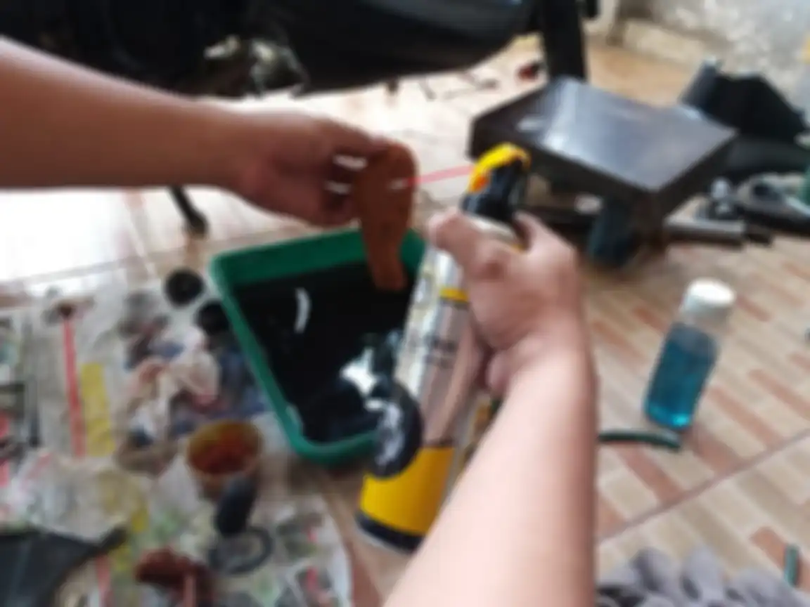 Filter fuel pump disemprot carburator cleaner