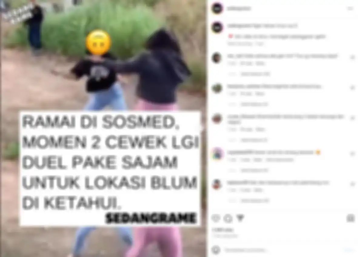 Unggahan Instagram @sedangrame yang memperlihatkan aksi duel dua wanita menggunakan sajam.