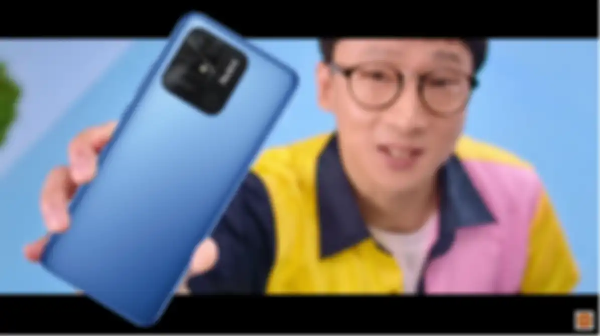 Redmi 10C varian warna Ocean Blue.