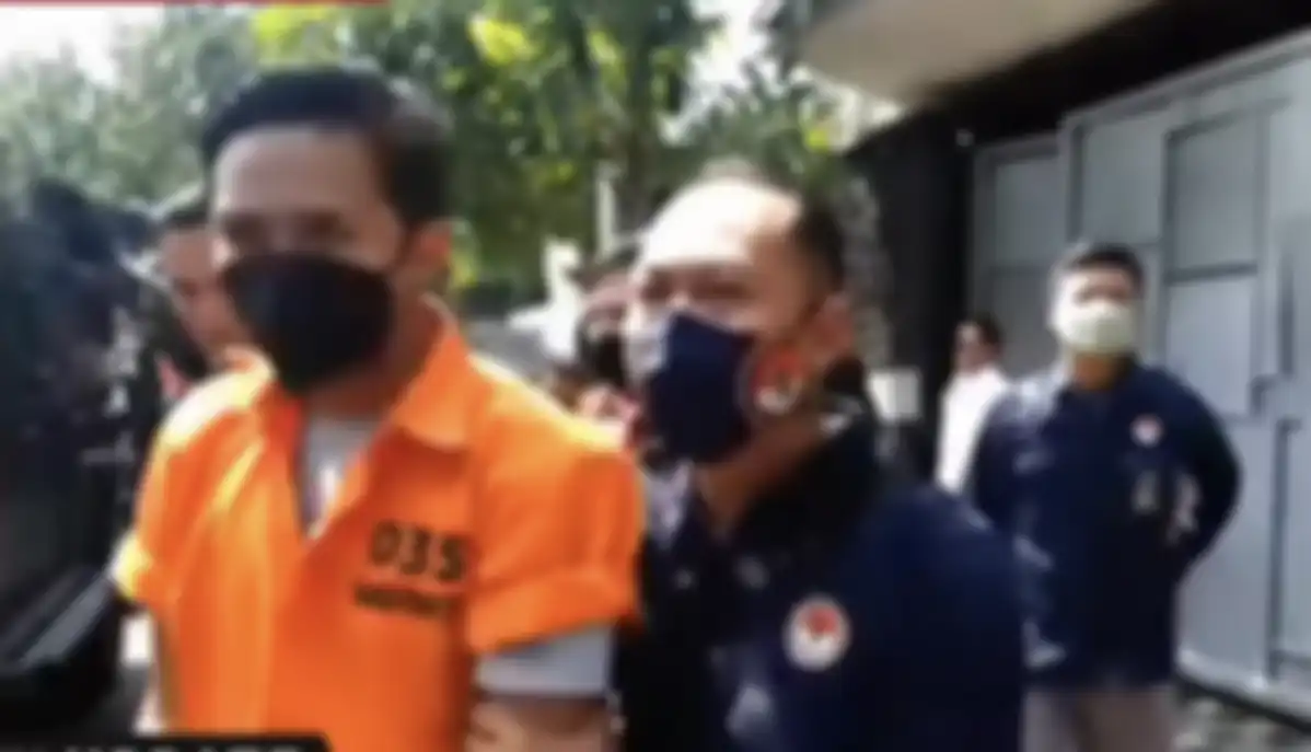 LPSK yang melindungi Bharada E sentil hubungan unik antara Putri Candrawathi dan Brigadir J. Foto sosoknya jadi sorotan.
