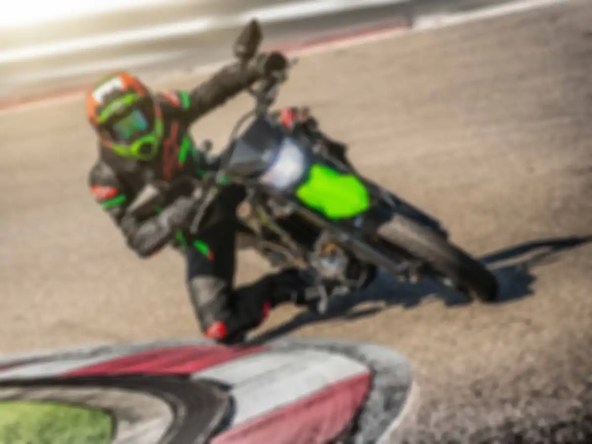 Kawasaki KLX 300SM.
