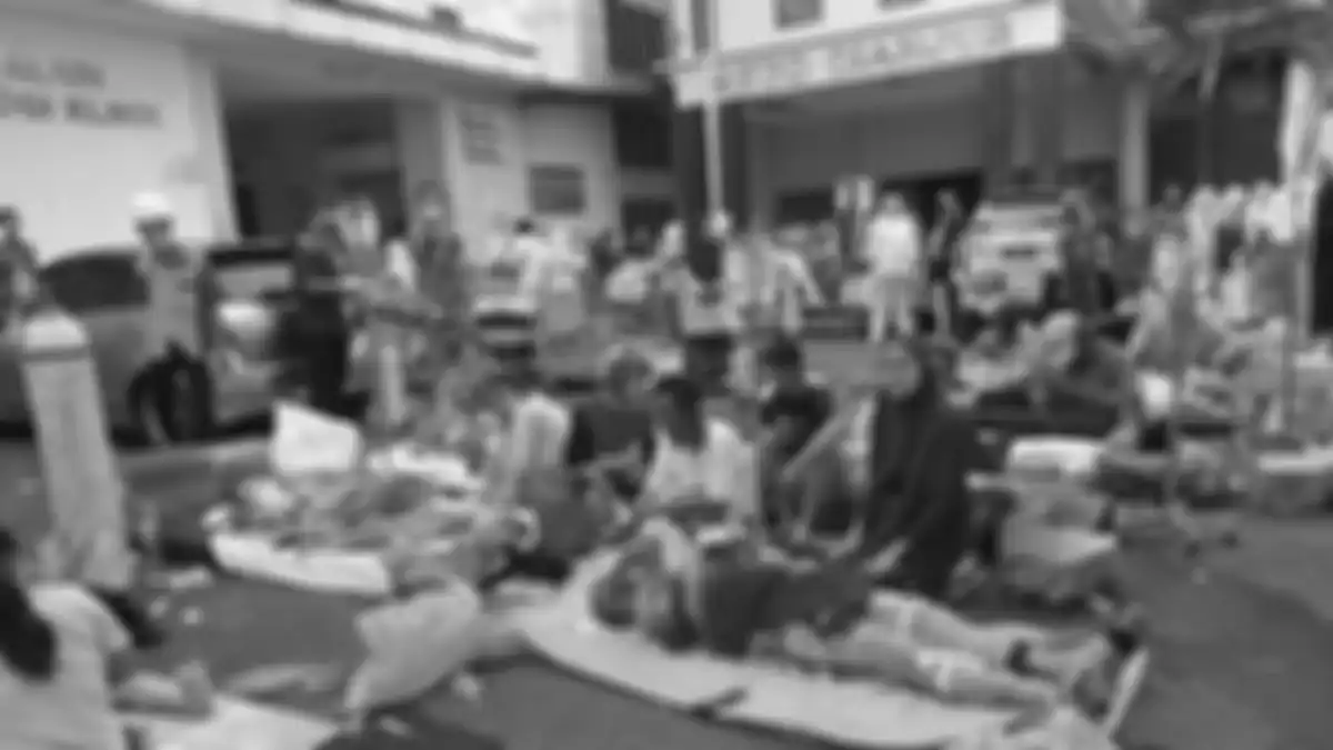 Peristiwa gempa bumi yang terjadi Senin (21/11/2022) siang dengan pusat gempa berada di 10 KM barat daya Kabupaten Cianjur, 