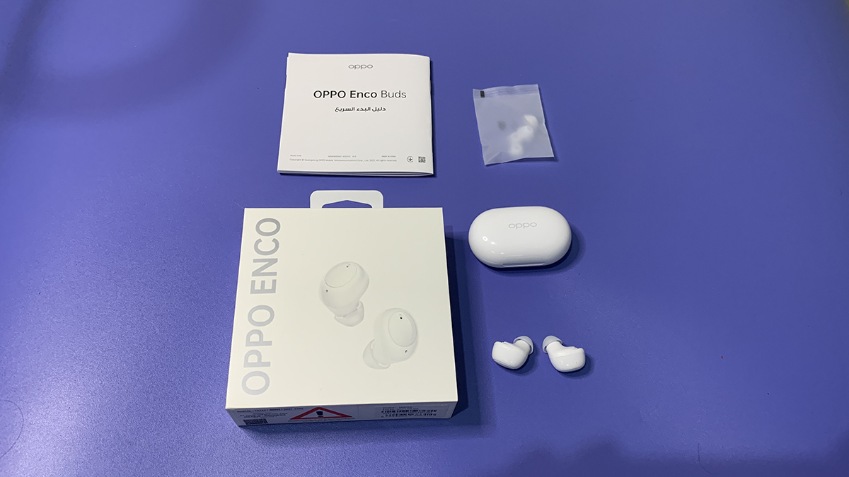 Isi dari kotak pembelian Oppo Enco buds