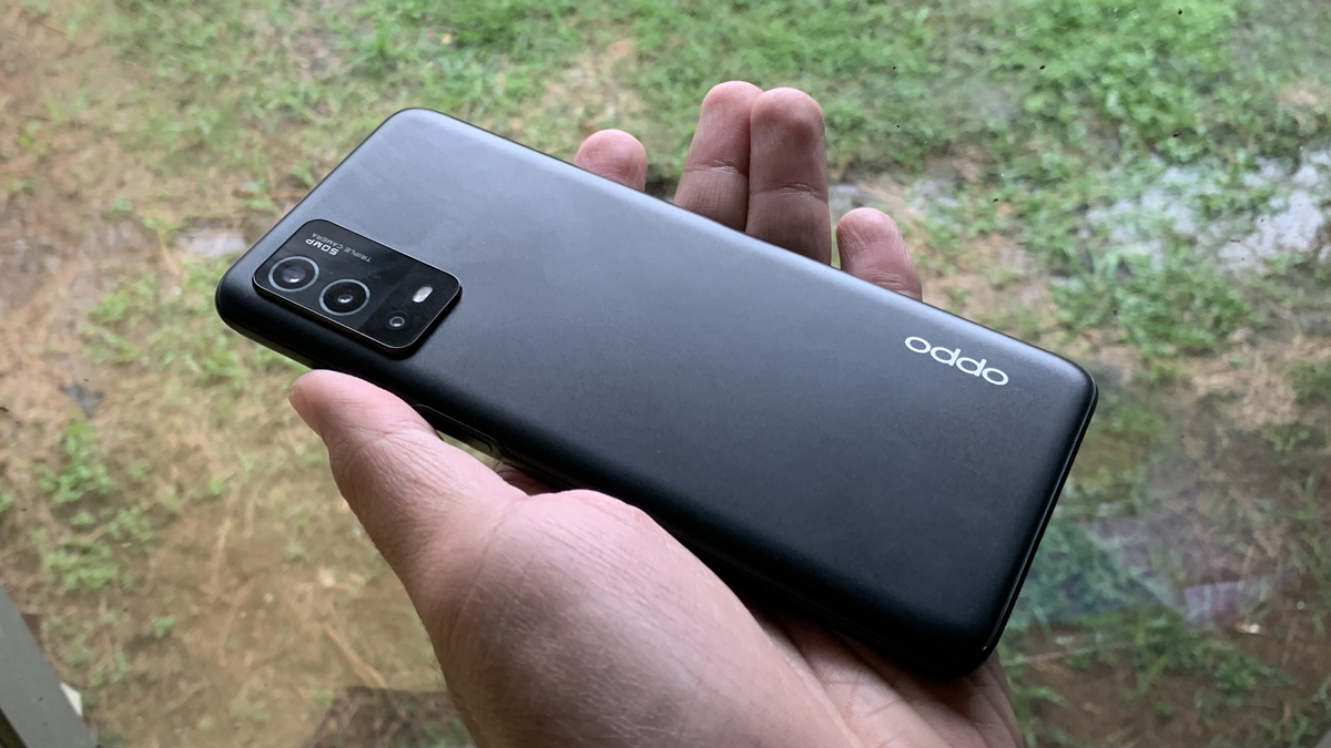 Finishing matte di OPPO A55