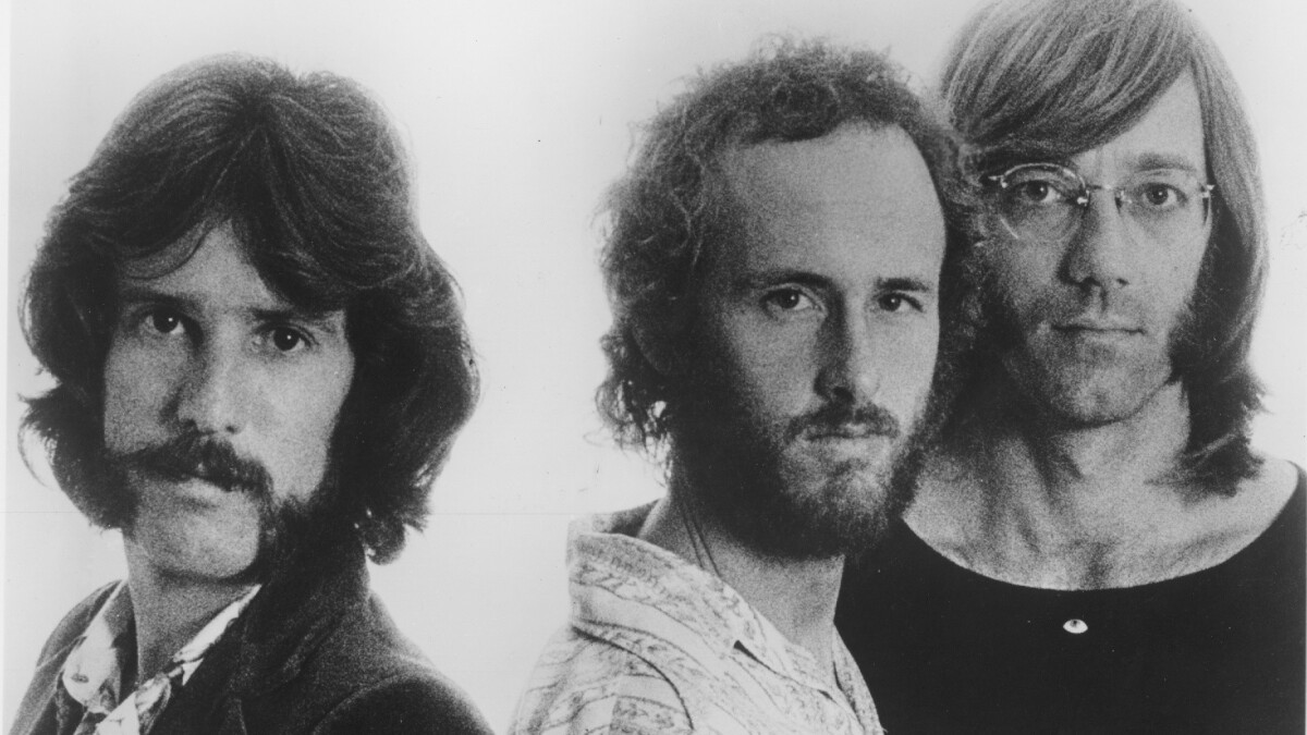 Ray Manzarek dan Robby Krieger, personil The Doors yang dihantui oleh Jim Morisson