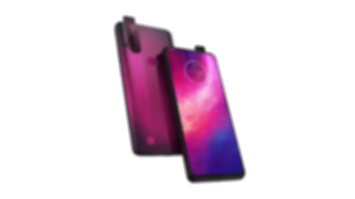 Pilihan warna Motorola One Hyper