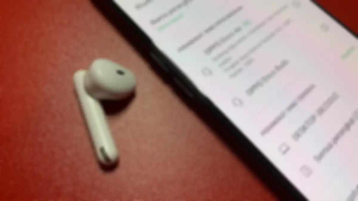OPPO Enco Air Tersambung melalui bluetooth