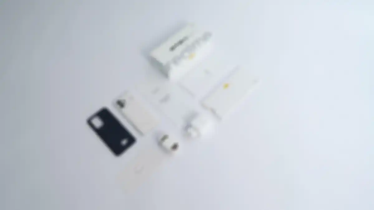 isi kotak kemasan Realme GT 2 pro