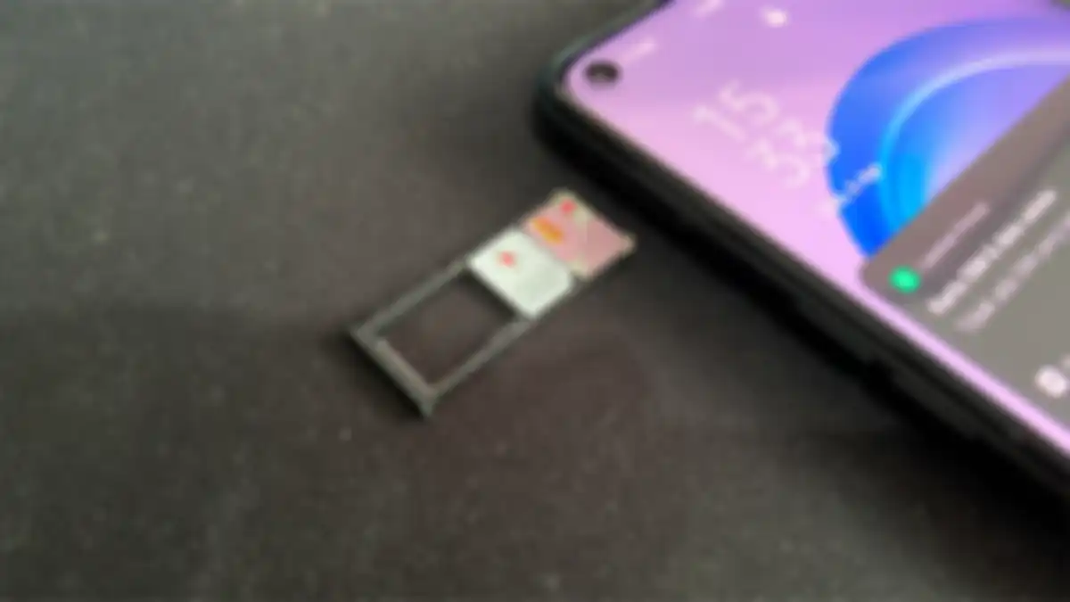 triple slot sim card OPPO A96