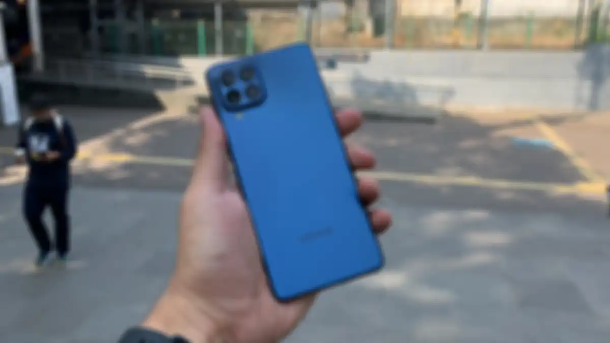 Bagian belakang Samsung Galaxy M53 5G