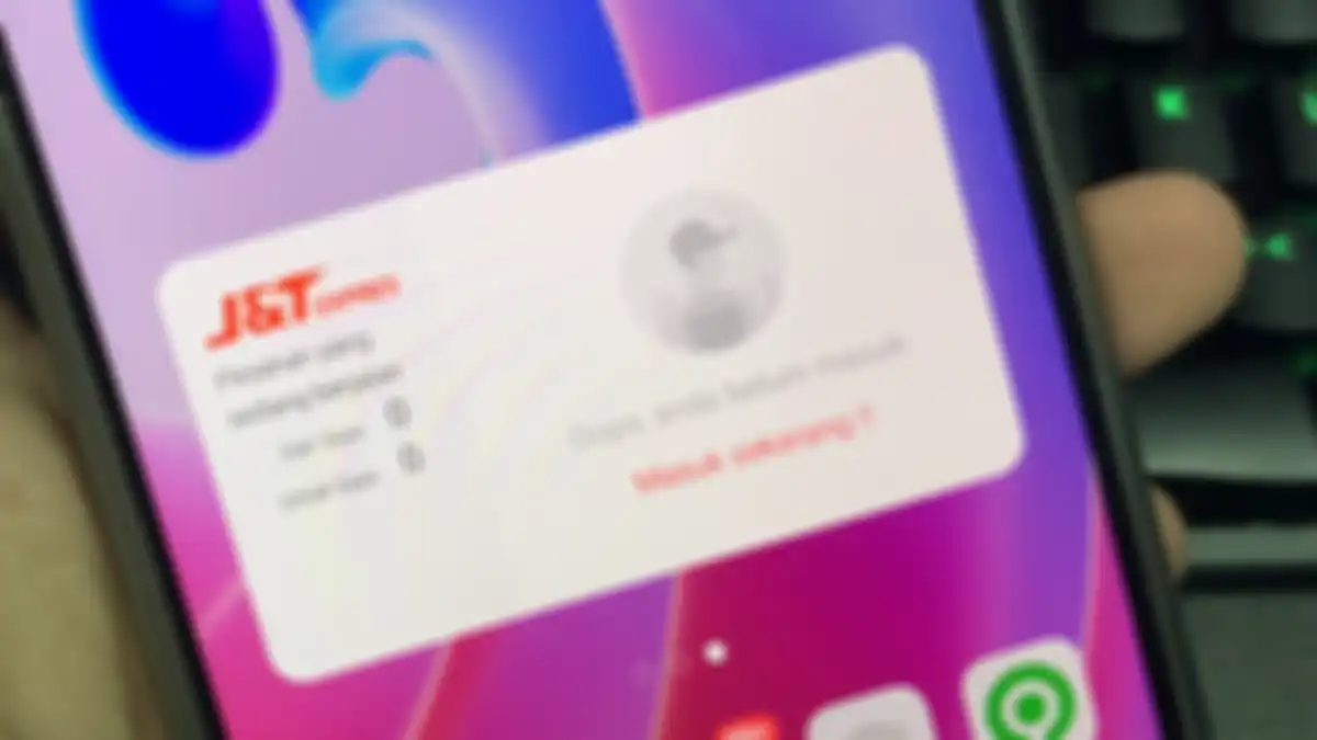 Widget untuk mengecek posisi paket di OPPO A96