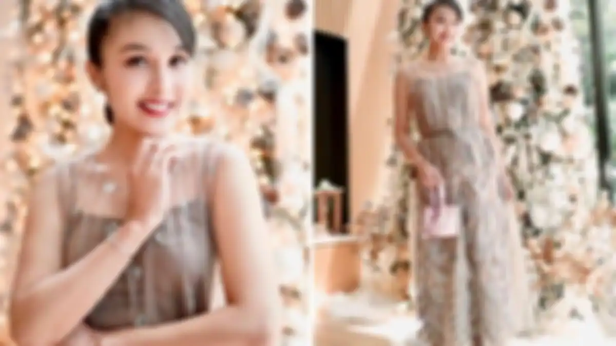 Sandra Dewi dalam menyambut Hari Raya Natal 2022 