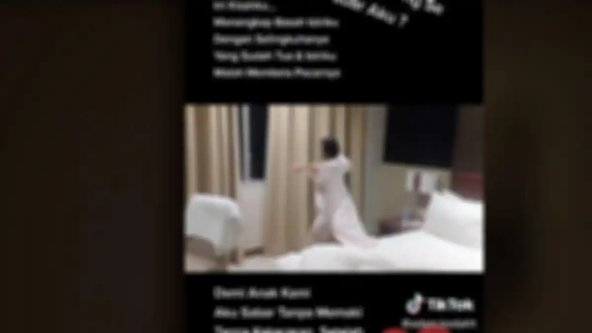 Viral seorang pria memergoki istrinya berselingkuh dengan pria lain lebih muda atau brondong di hotel. 