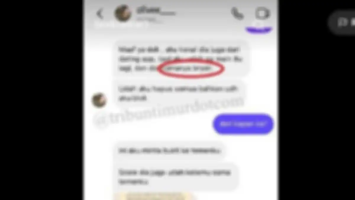 Chat Viki saat menggoda wanita lain, dia pakai nama samaran. 