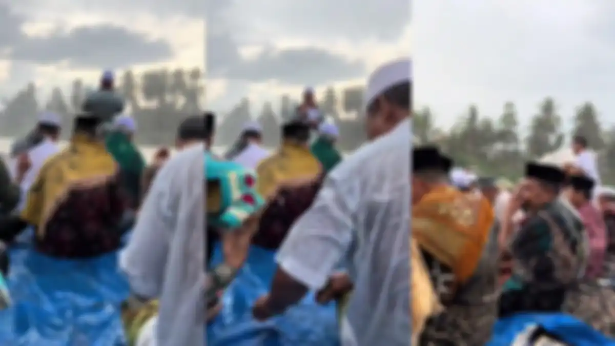 Warga salat Istisqa untuk minta hujan, tanpa diduga langsung dikabulkan.
