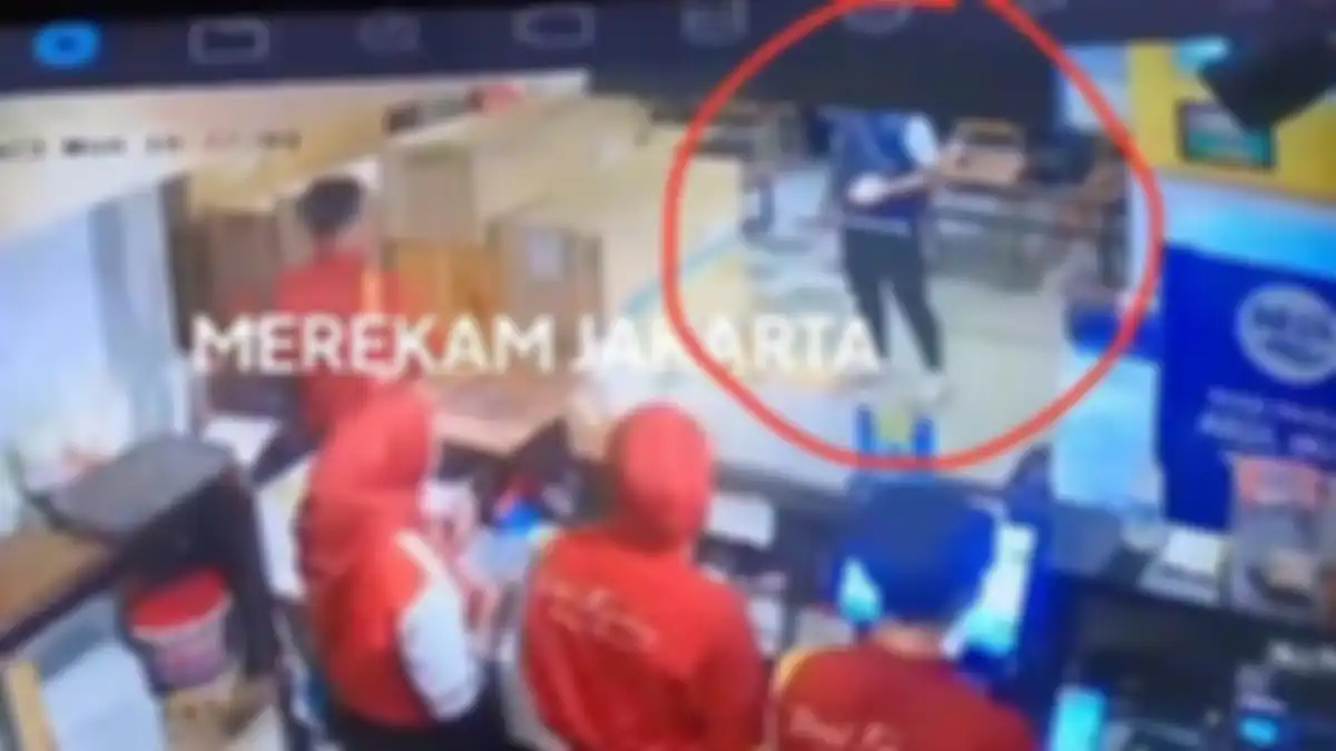 Viral Pembeli Lempar Piring Berisi Nasi ke Karyawan Restoran, Alasannya Tak Diberi Senyum 