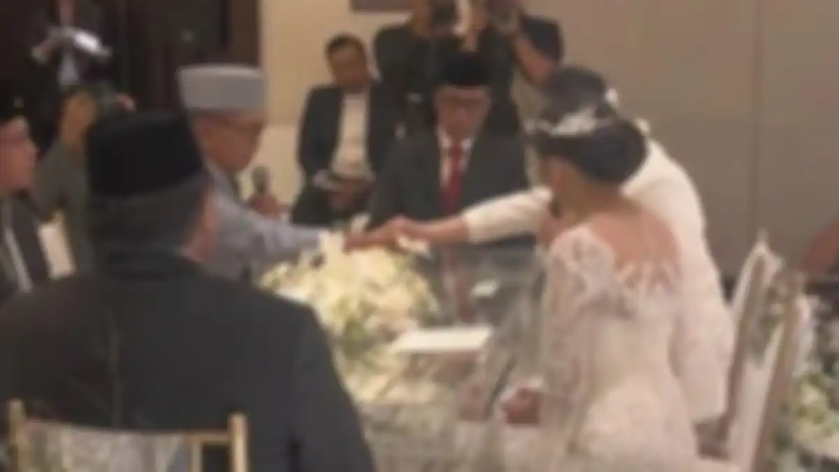 Momen akad nikah Saskia Rachelly Yahya dan Park Younggwang