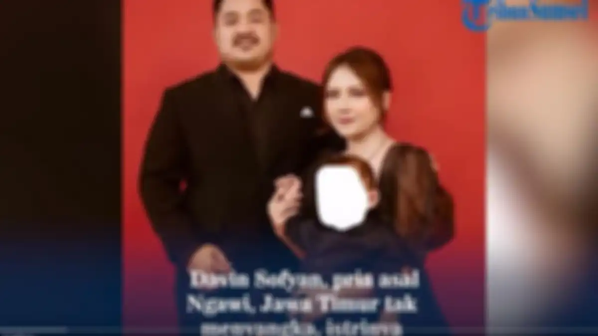 Davin bersama mendiang istrinya Nira semasa hidup 