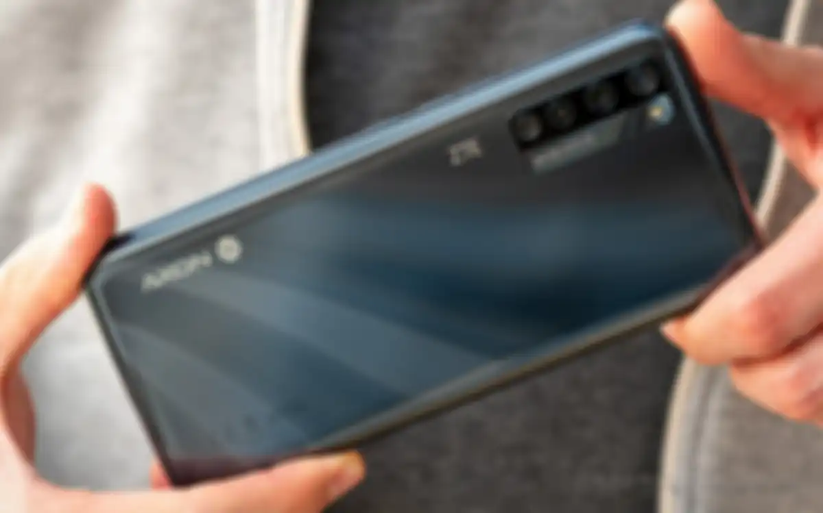 ZTE Axon 30 Pro