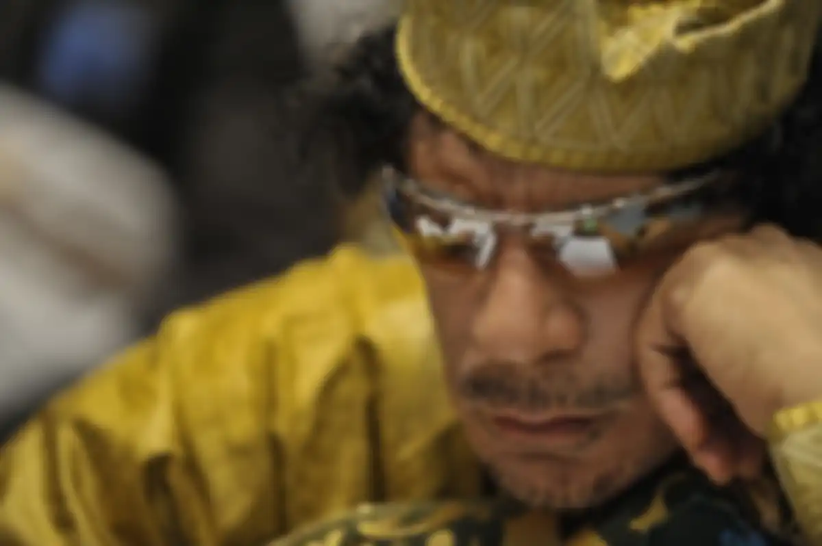  Muammar Khadafi