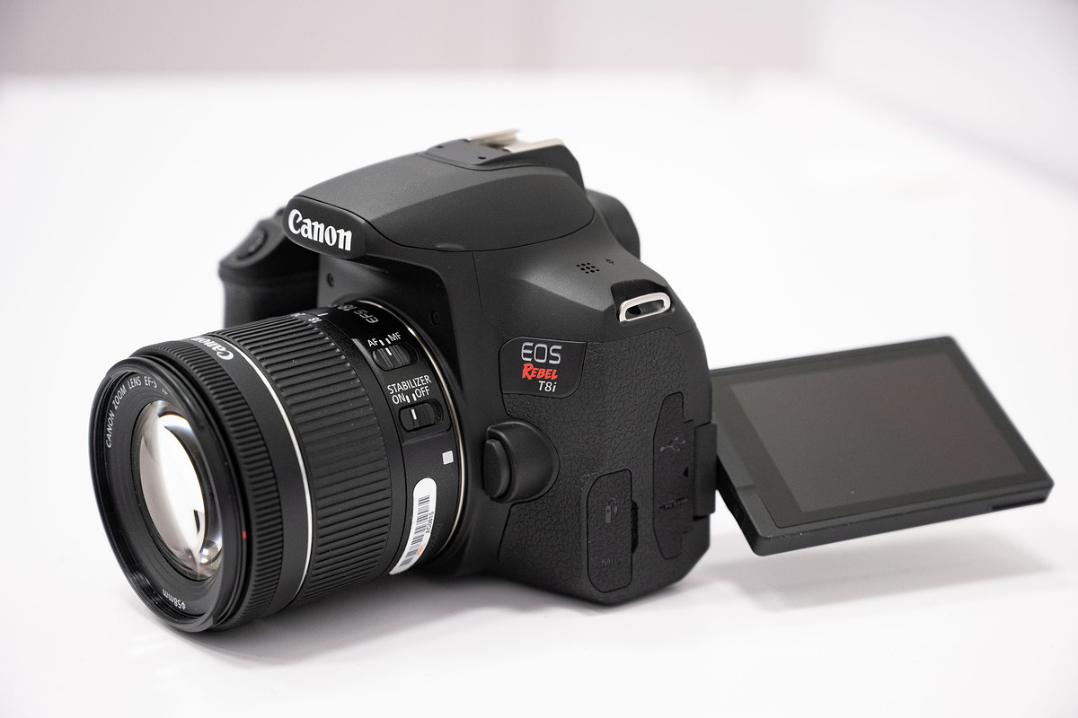 Canon EOS 850D