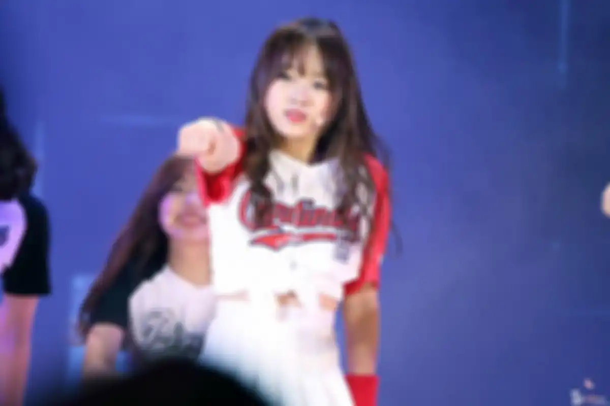Choi Yoo Jung 