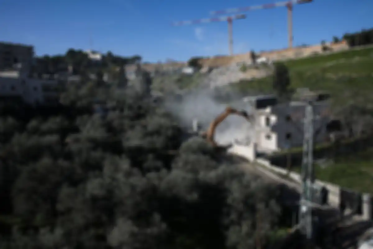 Rumah kepala penjaga masjid Al Aqsa dihancurkan Israel