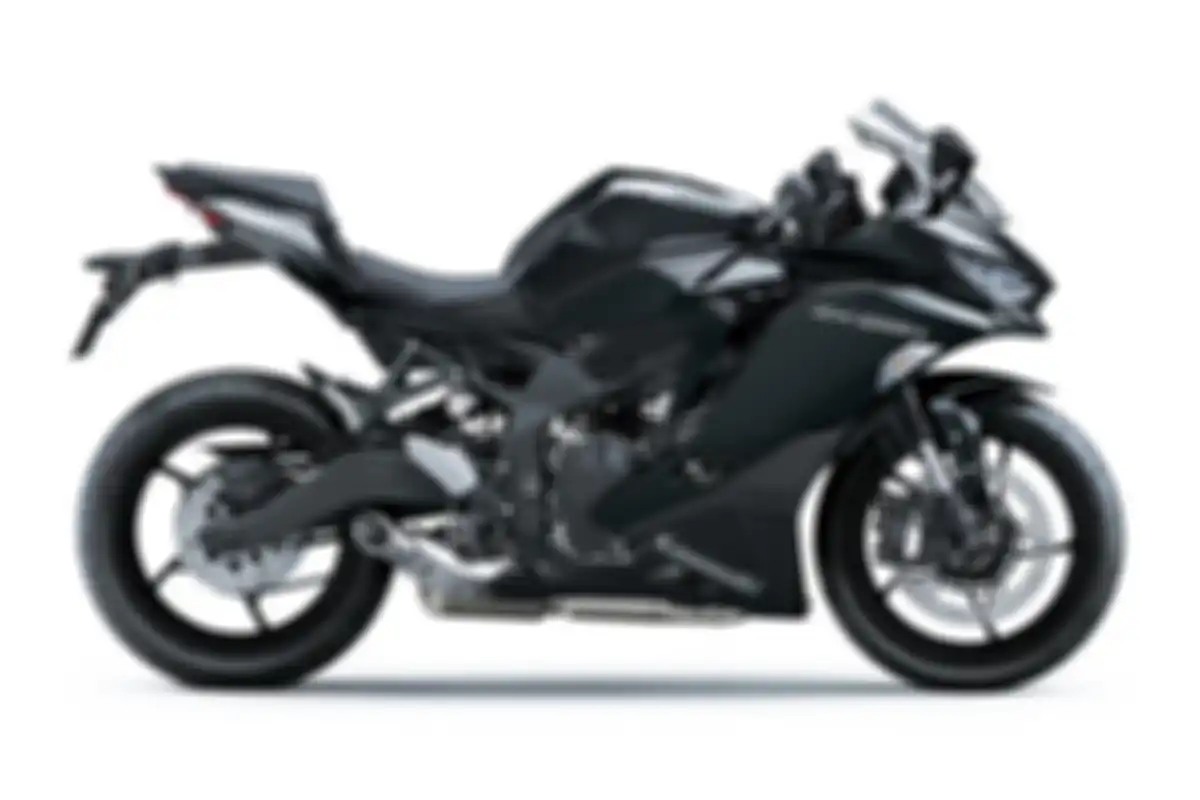 Kawasaki Ninja ZX-25R 2022 tipe standar.
