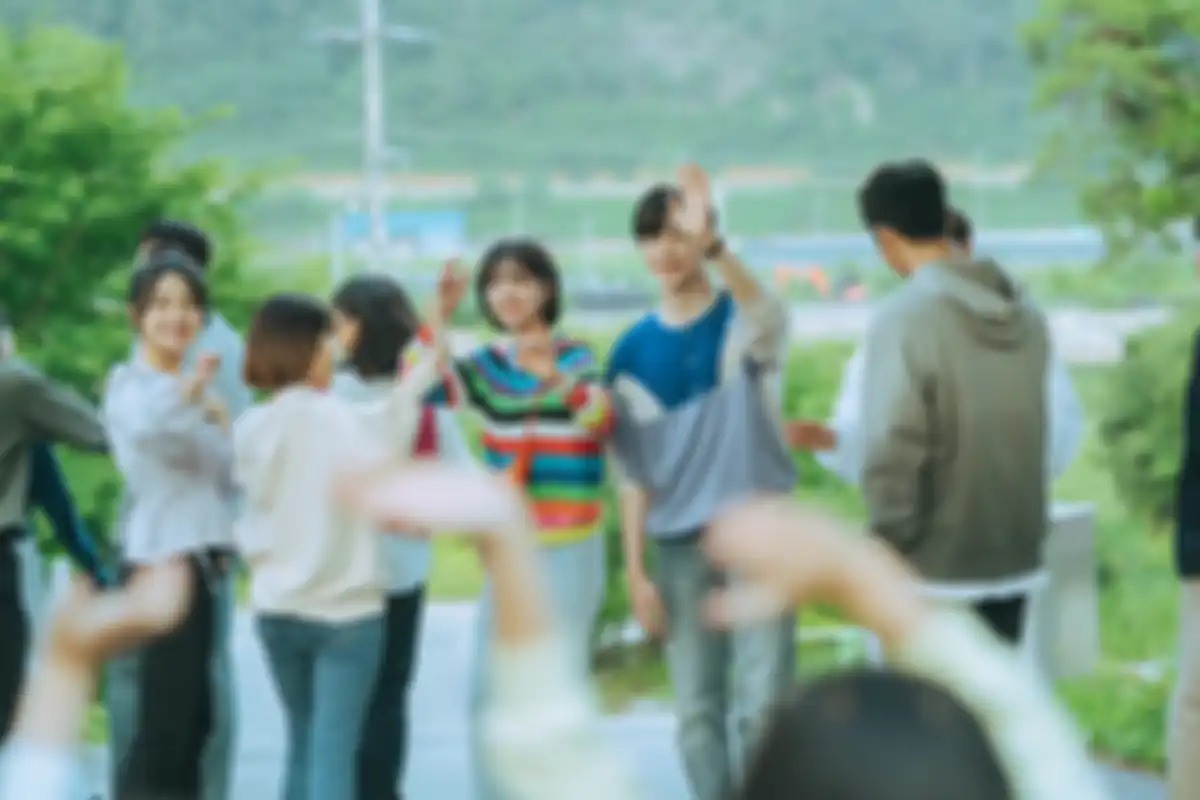 Kang Daniel dan Chae Soo Bin di drama Rookie Cops.