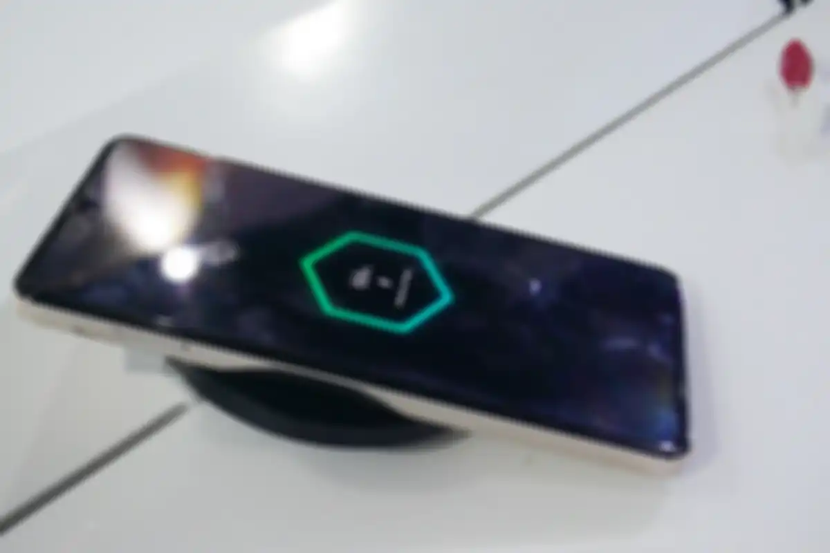 Infinix Note 30 Pro sudah mendukung wireless charging 15W