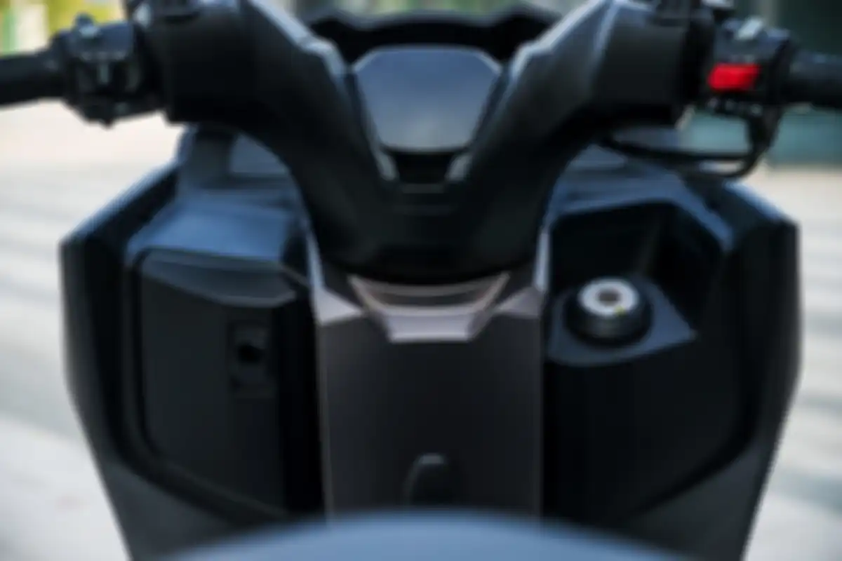Area kemudi motor matic baru QJMotor Fort 250.