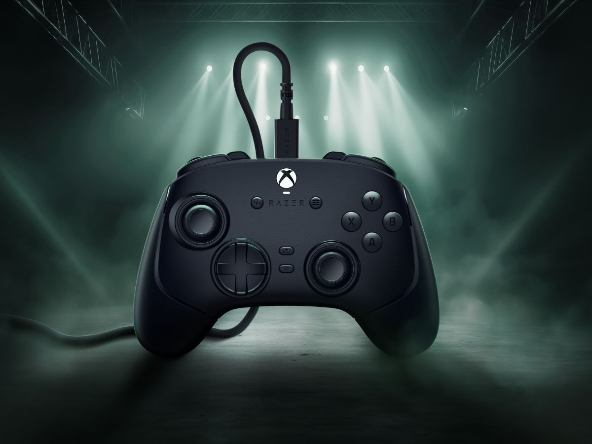 Razer Wolverine V3 Tournament Edition.