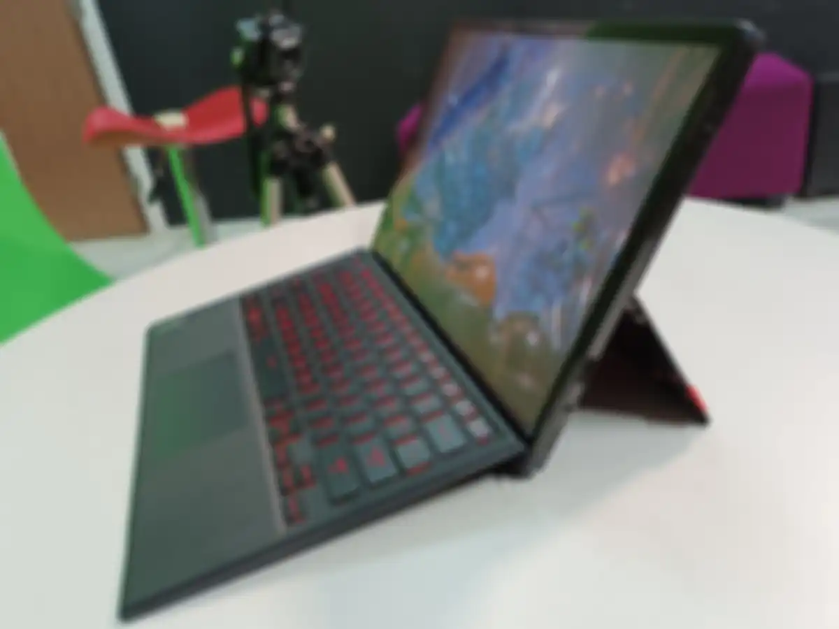 ASUS ROG Flow Z13, Laptop Gaming Detachable Pertama di Dunia