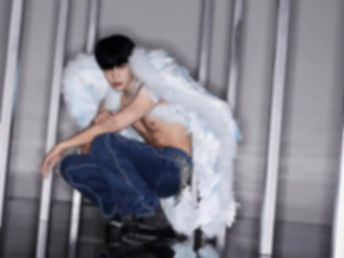 teaser foto album KAI