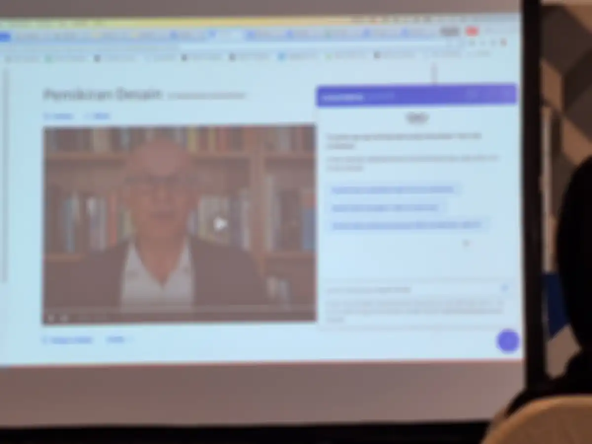 Tampilan fitur Coursera Coach