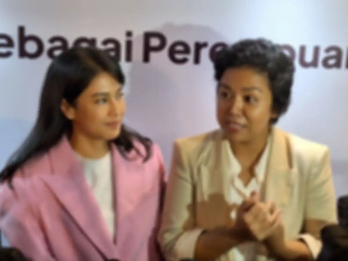 Dian Sastrowardoyo - Pendiri yayasan Dian Sastrowardoyo (kiri) &  Amanda Simandjuntak - Co Founder & CEO Marketing (kanan) 
