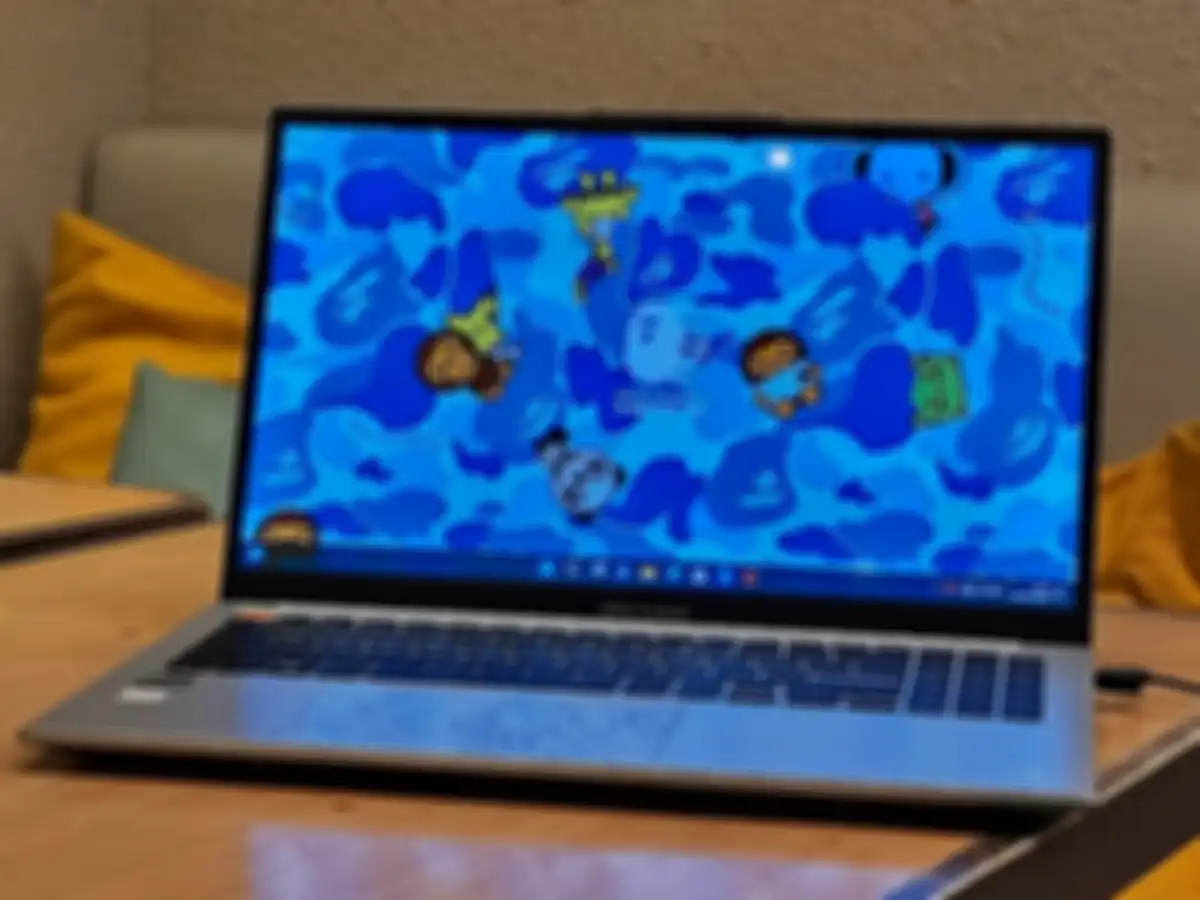 Layar OLED dari ASUS Vivobook S15 OLED