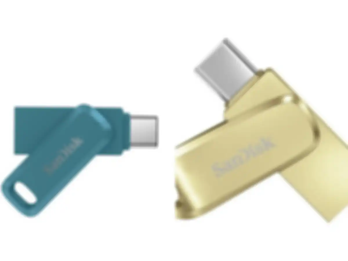SanDisk Ultra Dual Drive Go USB Type-C (kiri) & Ultra Dual Drive Luxe USB Type-C (kanan)