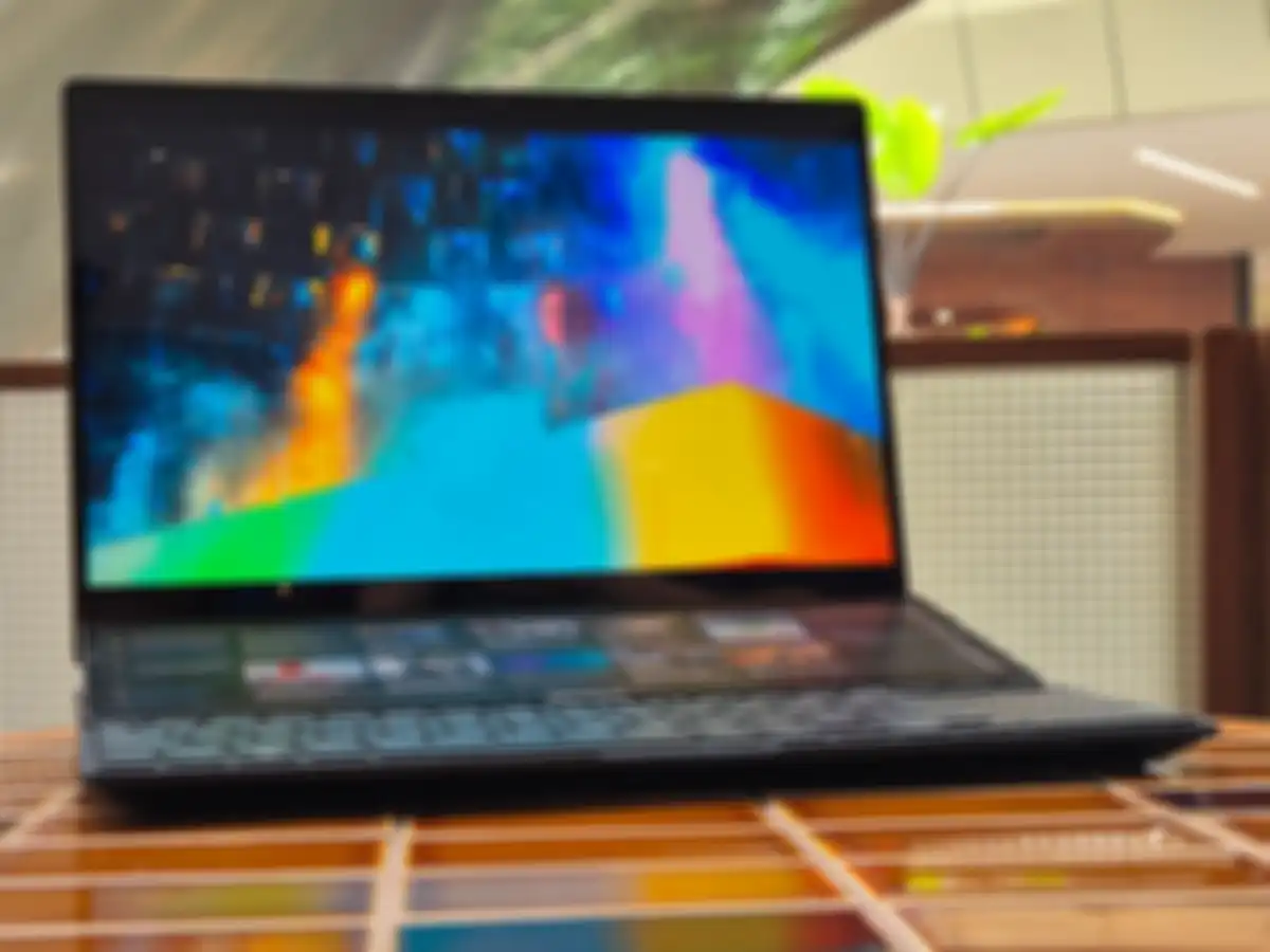 ASUS ZenBook 14 Pro Duo OLED UX8402