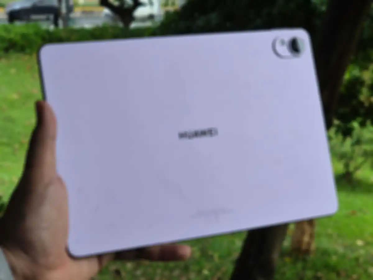 Varian warna violet dari Huawei MatePad 11.5 S