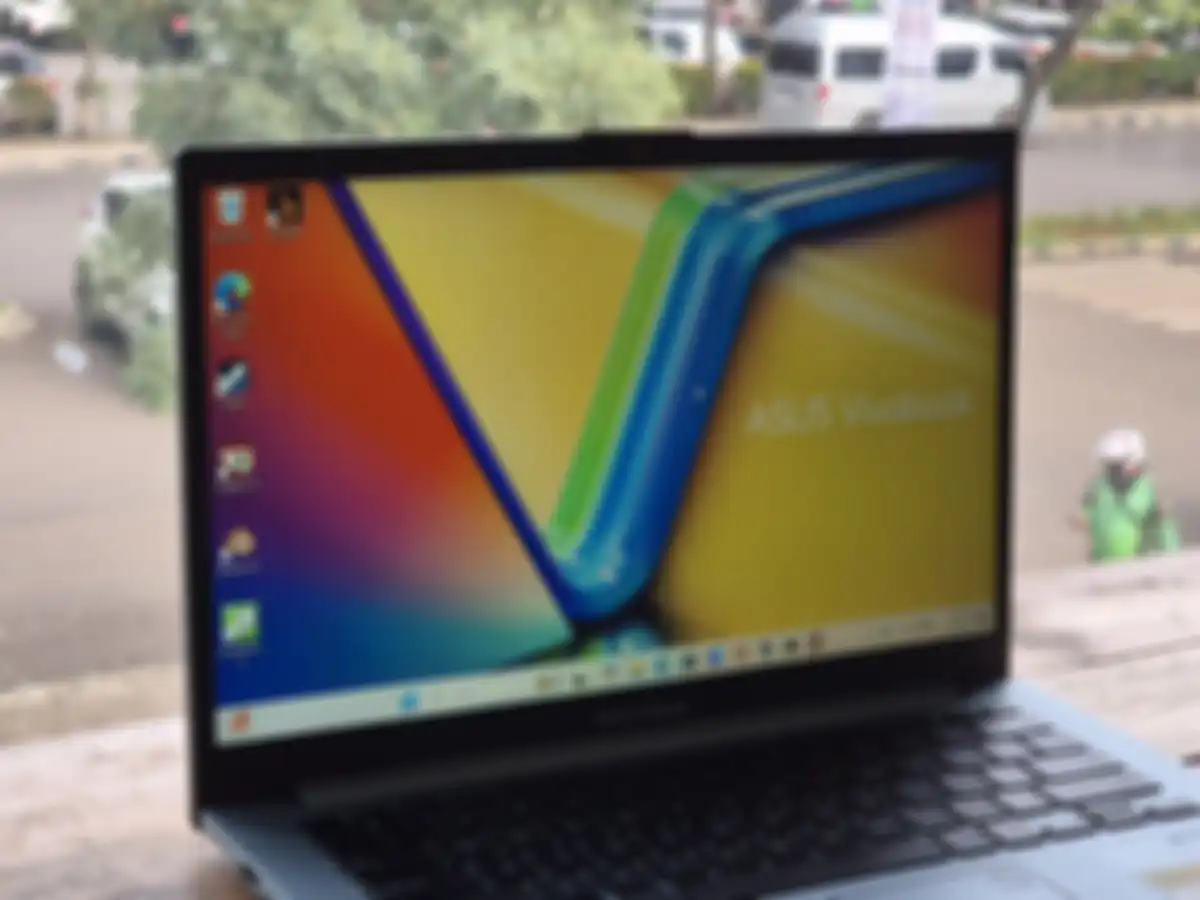 ASUS Vivobook Go 14 E1404