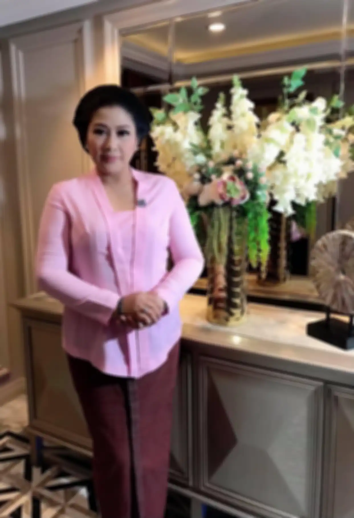 Foto wajah anak perempuan Ferdy Sambo jenderal bintang dua termuda Polri terungkap. Tampaknya dia mewarisi kebiasaan ibunya. 