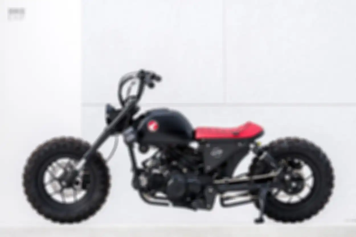 Honda Monkey 125 dirombak jadi bobber mini garapan K-Speed.