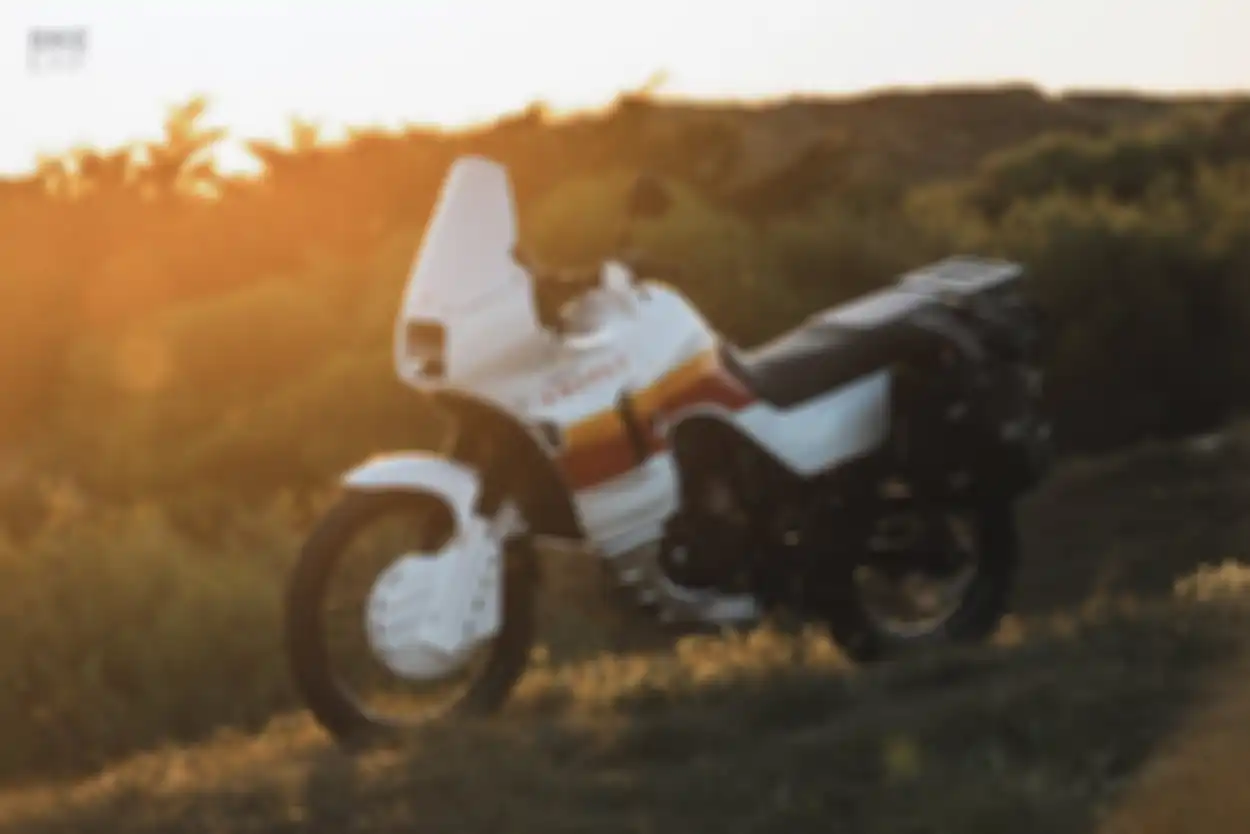 Bagian body Honda XL600V Transalp diremajakanulang agar lebih tampak modern.